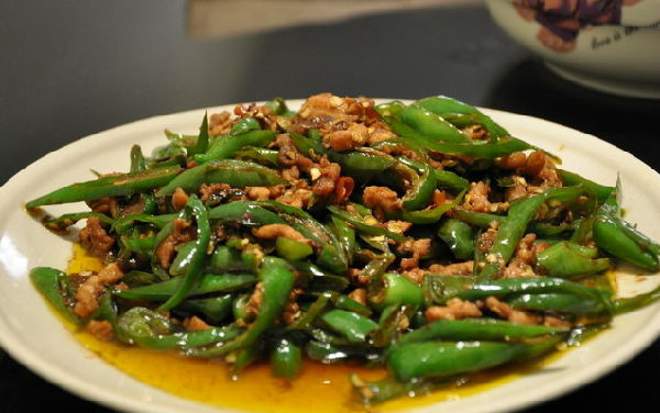 zཷ